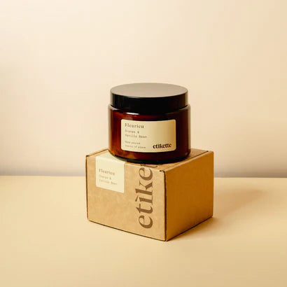 Etikette 'Fleurieu' Hand Poured Soy Wax Candle